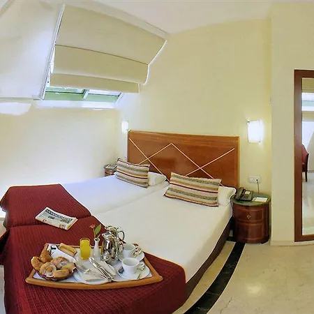 Eurostars Via Laietana 4*